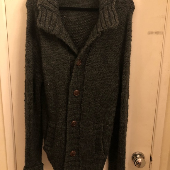 Abercrombie & Fitch Jackets & Blazers - NWOT Abercrombie & Fitch button up your thick cardigan !!!!
